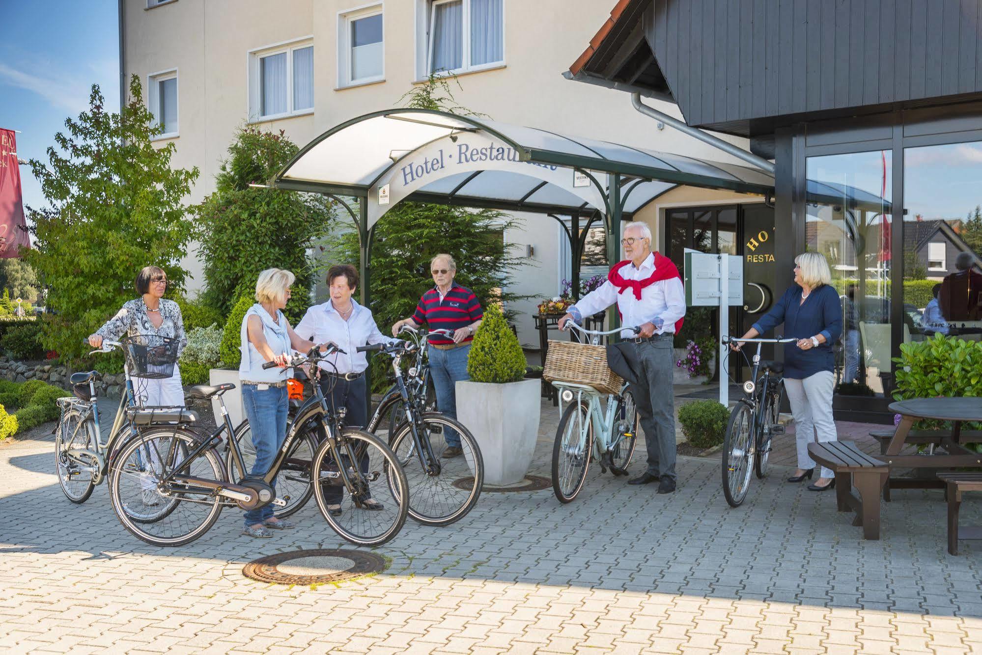 Hotel Tiek Superior Meppen Exterior foto
